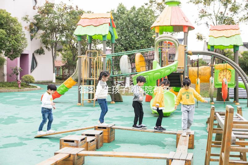 答案是生孩子離醫(yī)院有多遠(yuǎn)醫(yī)生:請(qǐng)?zhí)崆叭朐阂恍r(shí)以上